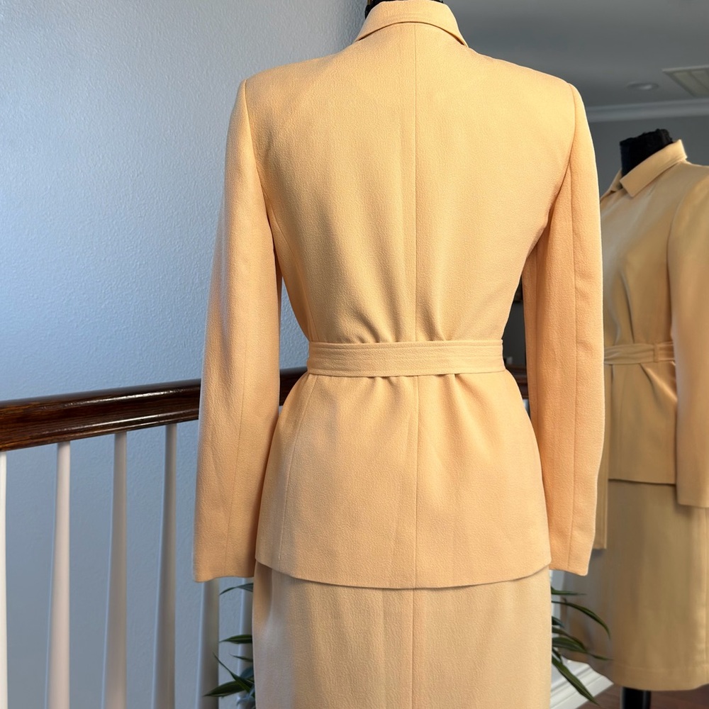 Bill Blass Cream Belted Blazer with Skirt - Picture 9 of 11